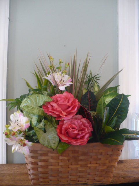 Grande Foliage Basket